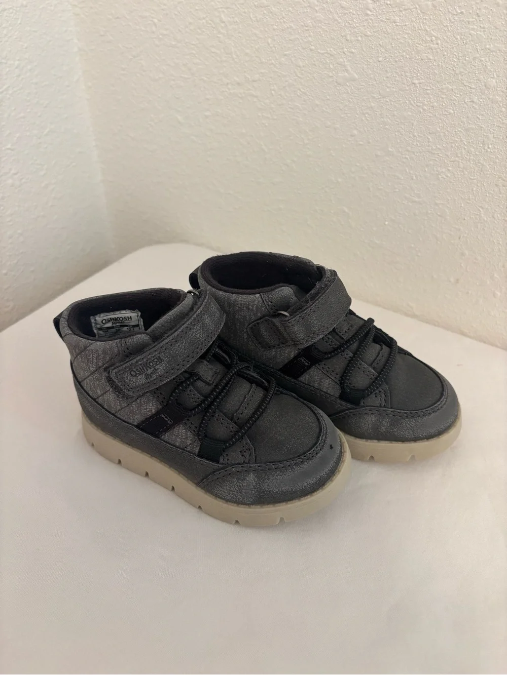 OshKosh B'gosh Boys Gray High-Top Sneakers